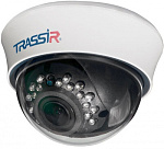 1099959 Видеокамера IP Trassir TR-D3113IR2 2.7-13.5мм цветная корп.:белый